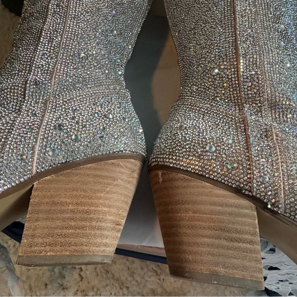 ✨Rhinestone Cowgirl Boots – Size 10 – Worn Once on a Night to Remember✨ - Picture 6 of 8